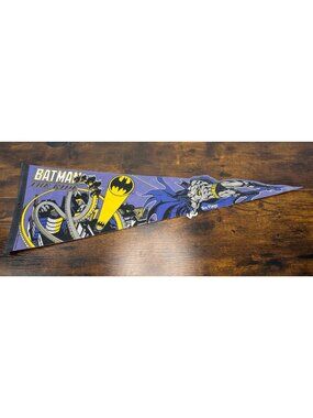 Batman The Ride Six Flags Vintage Felt Pennant Purple Yellow Comic Art